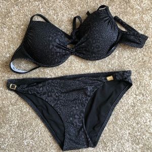 VS bikini